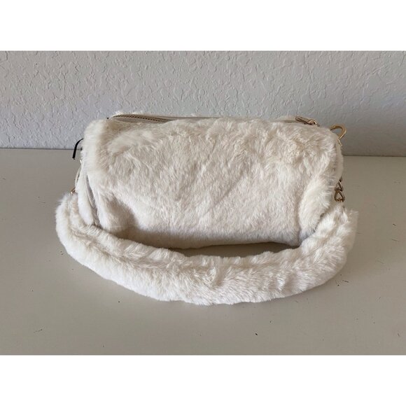 Juicy Couture Warm Up Barrel Shoulder Bag Purse Crystal White W/Charm Fuzzy NEW - Picture 8 of 14